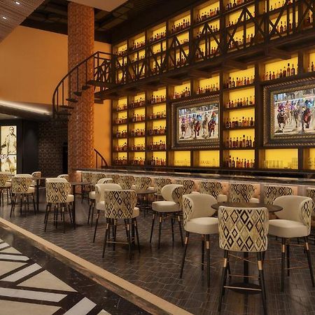 Derby City Gaming & Hotel - A Churchill Downs Property Louisville Eksteriør billede